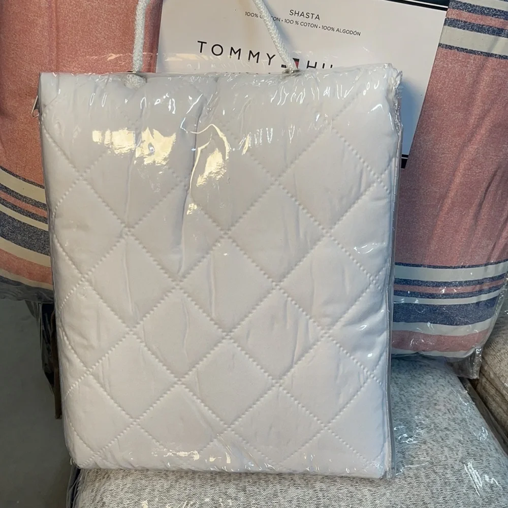 Ella Jayne Waterproof Twin XL Mattress Protector